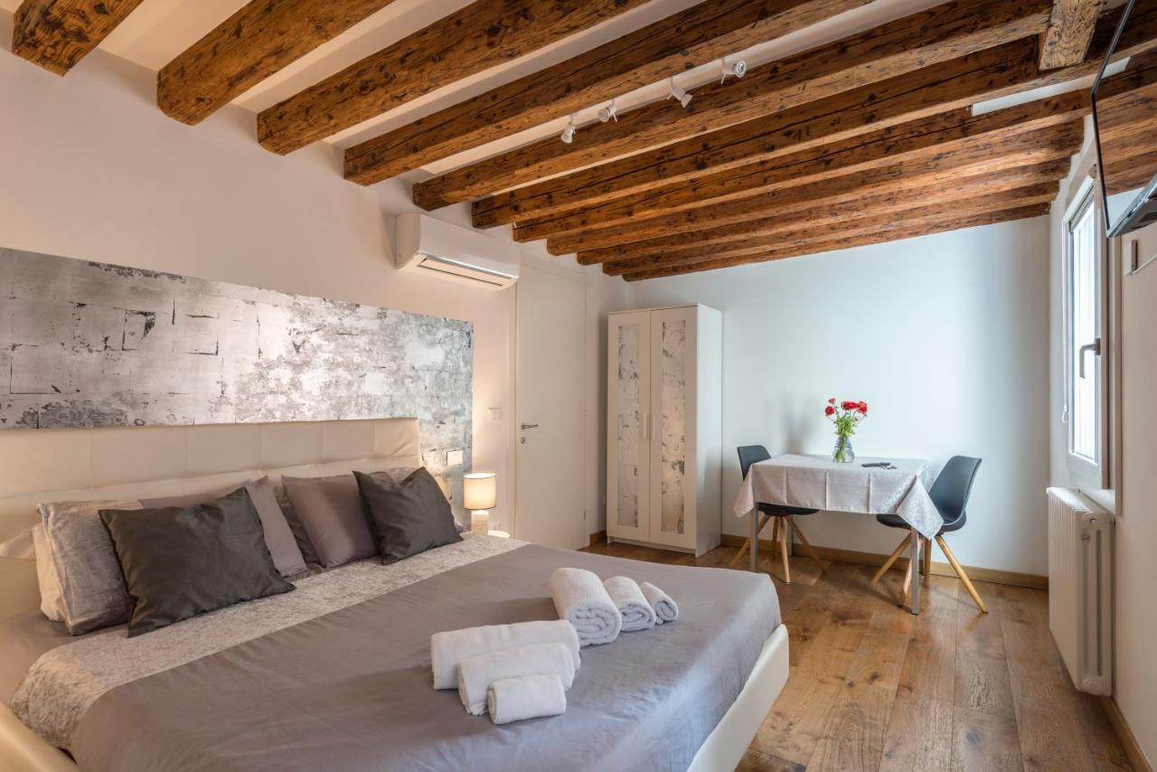 Tre Elementi, Guest House Close The Grand Canal Venedig Exteriör bild